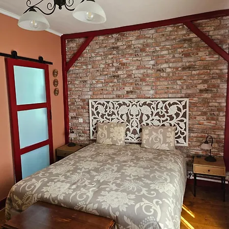 Hotes Du Pont Lafont Bed and breakfast 3*