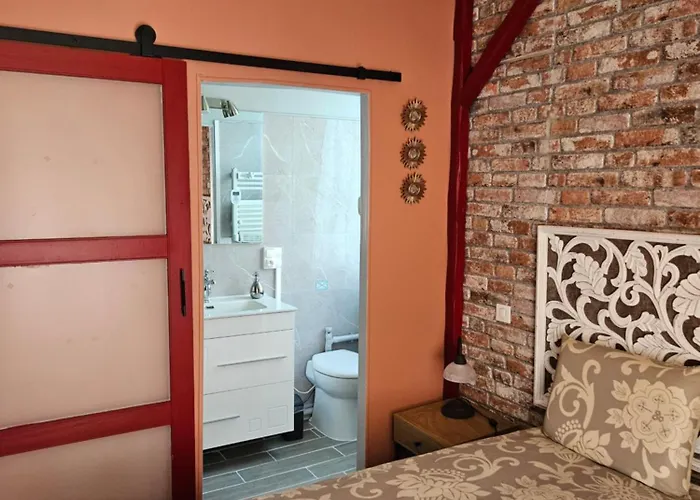 Hotes Du Pont Lafont 3*